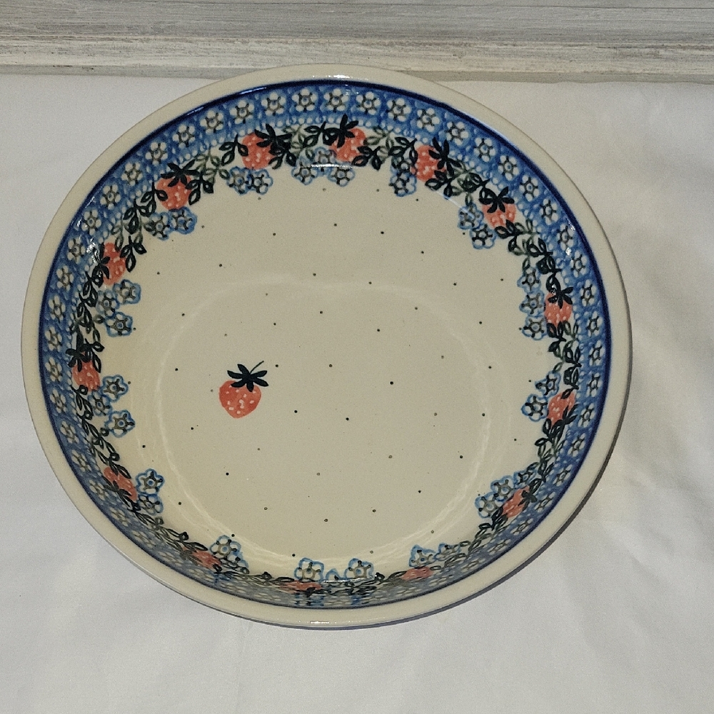 Polish Pottery Floral Blue and Cream Ceramic Bowl With Strawberries